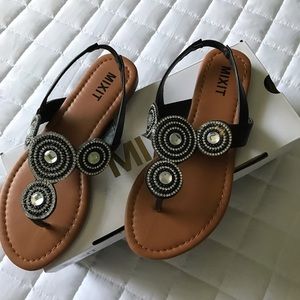 MIXIT Women's Size 6 Foula Flat Sandals